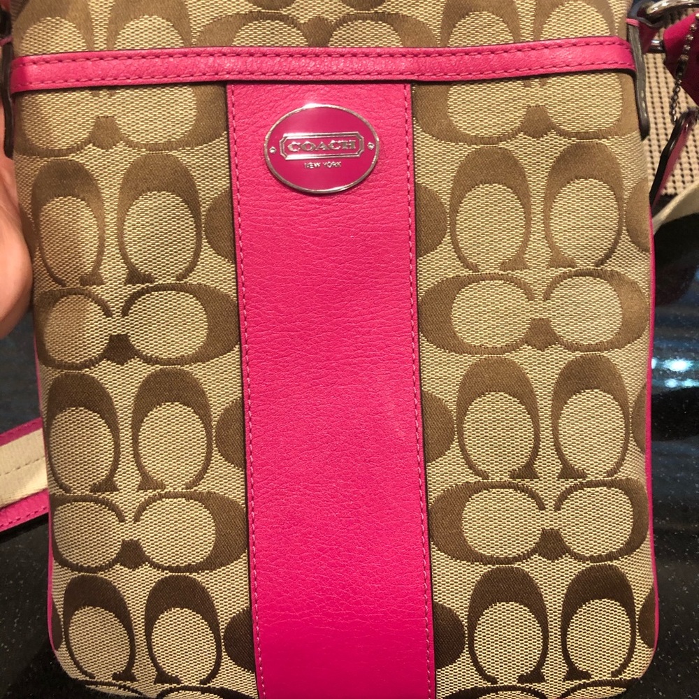 Gently used, pink over she shoulder Coach purse